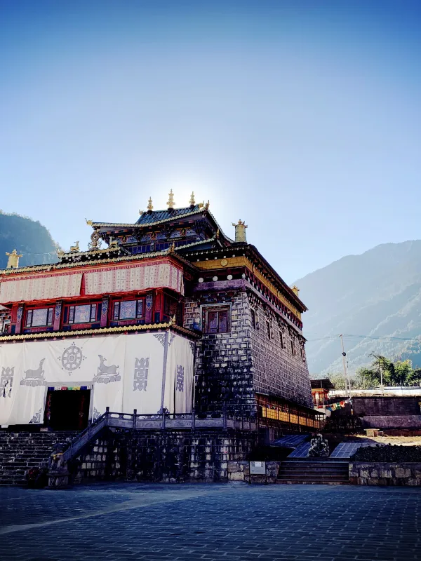 [COPIED] E4 Yunnan River Nu Elite Adventure B