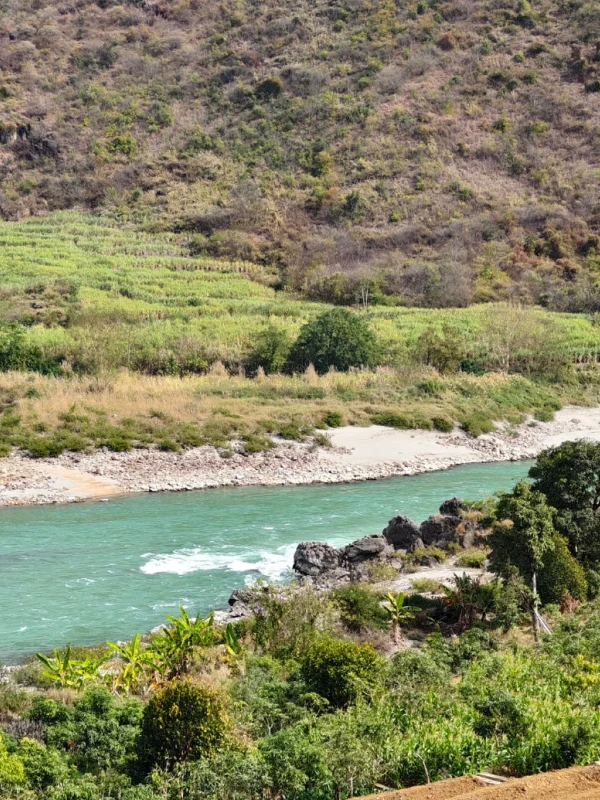 Nujiang River Rafting